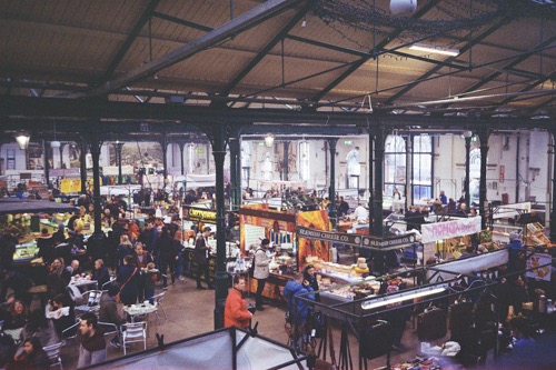 Photograph of an indoor market
